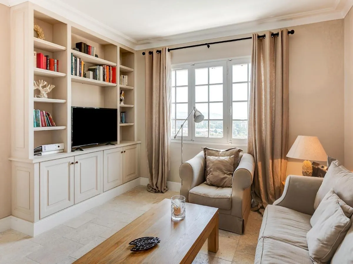 Magnificent Villa With Private Pool Mandelieu